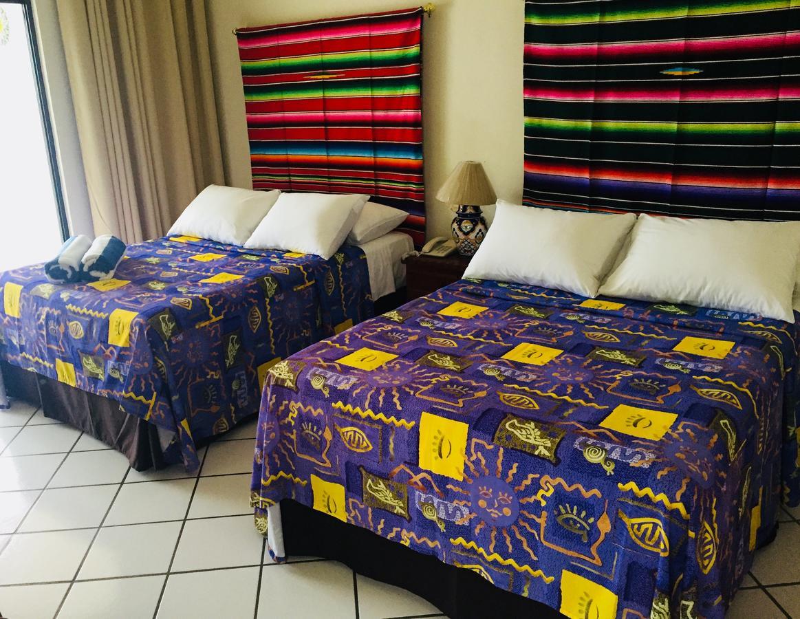 Vallarta Sun (Adults Only) ปูแอร์โตบาญาร์ตา ภายนอก รูปภาพ