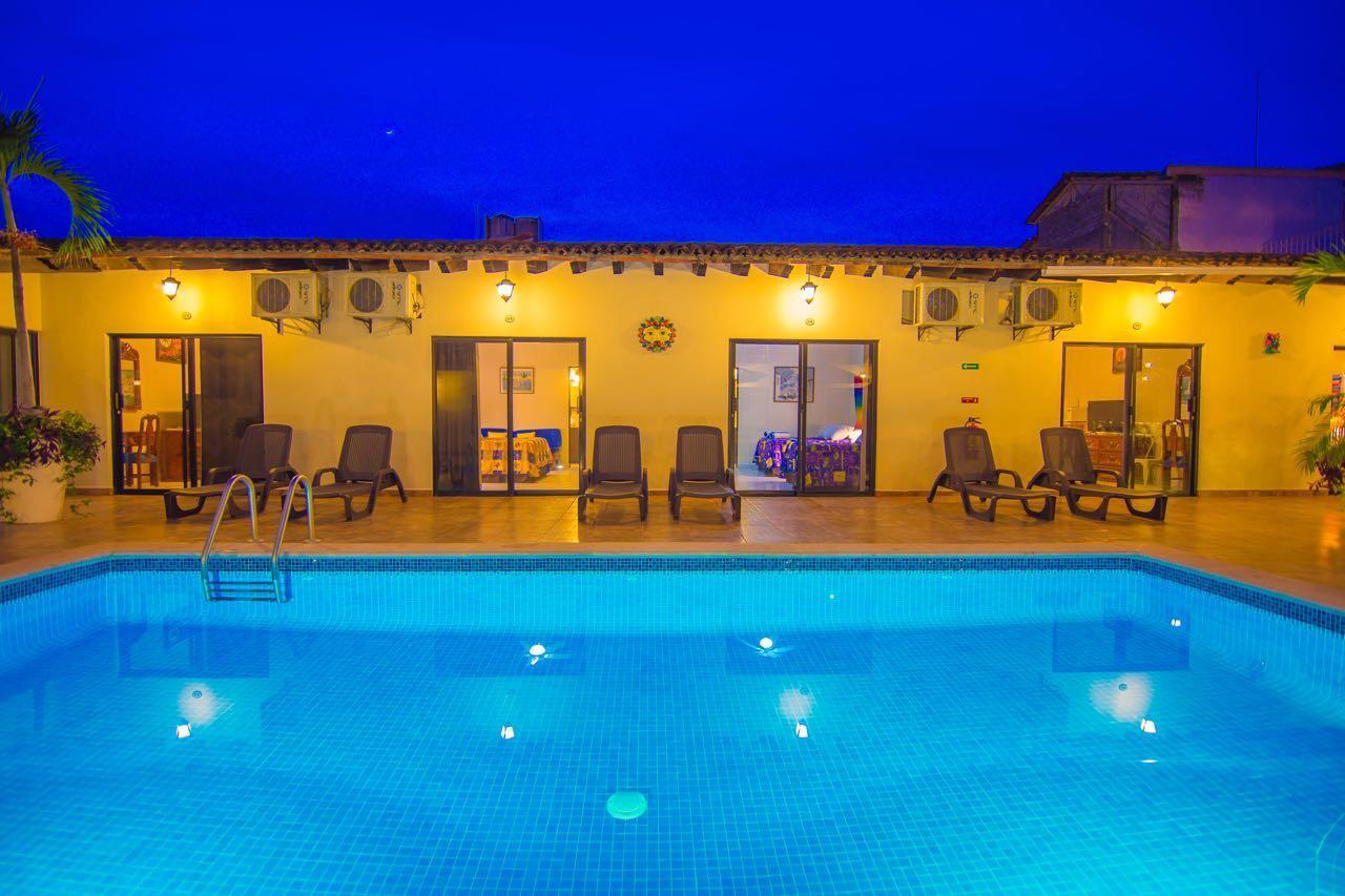 Vallarta Sun (Adults Only) ปูแอร์โตบาญาร์ตา ภายนอก รูปภาพ