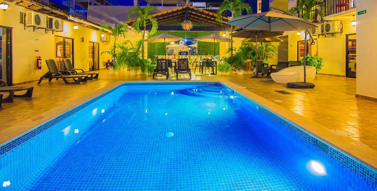 Vallarta Sun (Adults Only) ปูแอร์โตบาญาร์ตา ภายนอก รูปภาพ