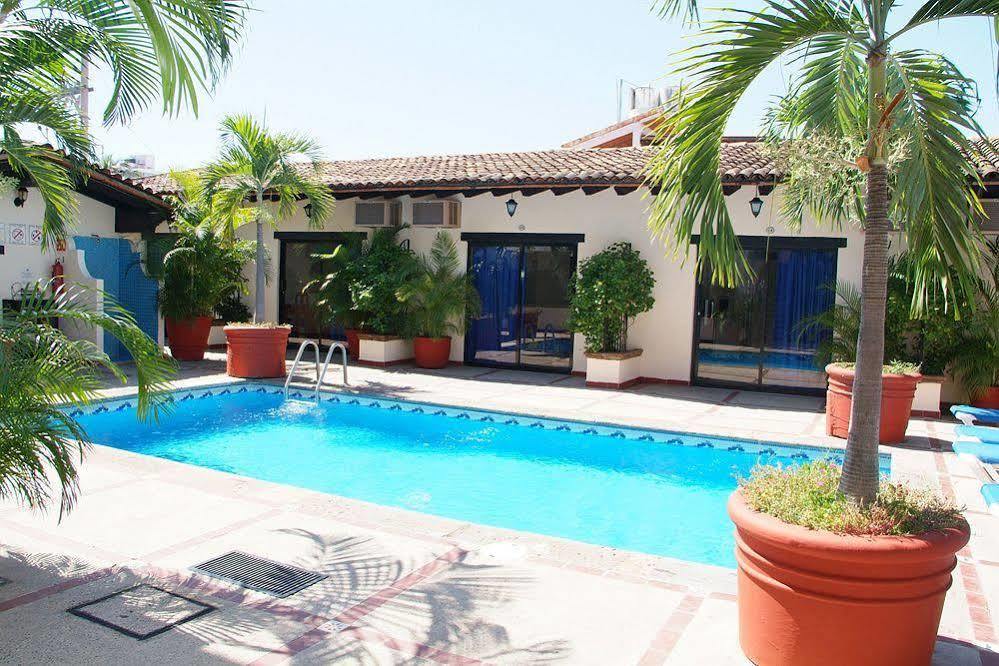 Vallarta Sun (Adults Only) ปูแอร์โตบาญาร์ตา ภายนอก รูปภาพ